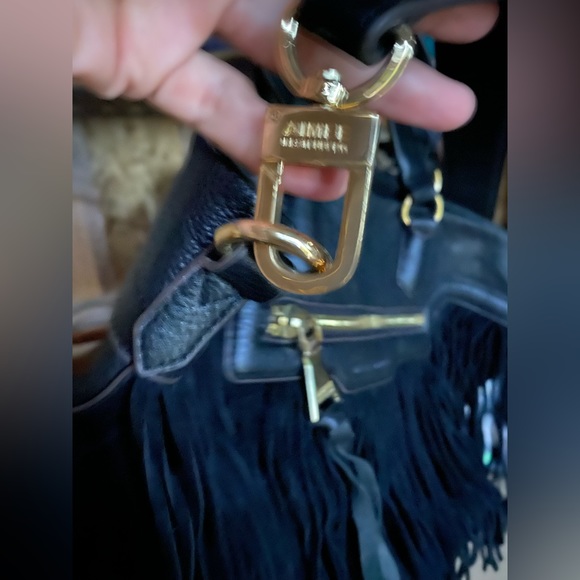 Aimee Kestenberg Women's Leather Fringe Signature Shoulder Bag - Picture 4 of 15